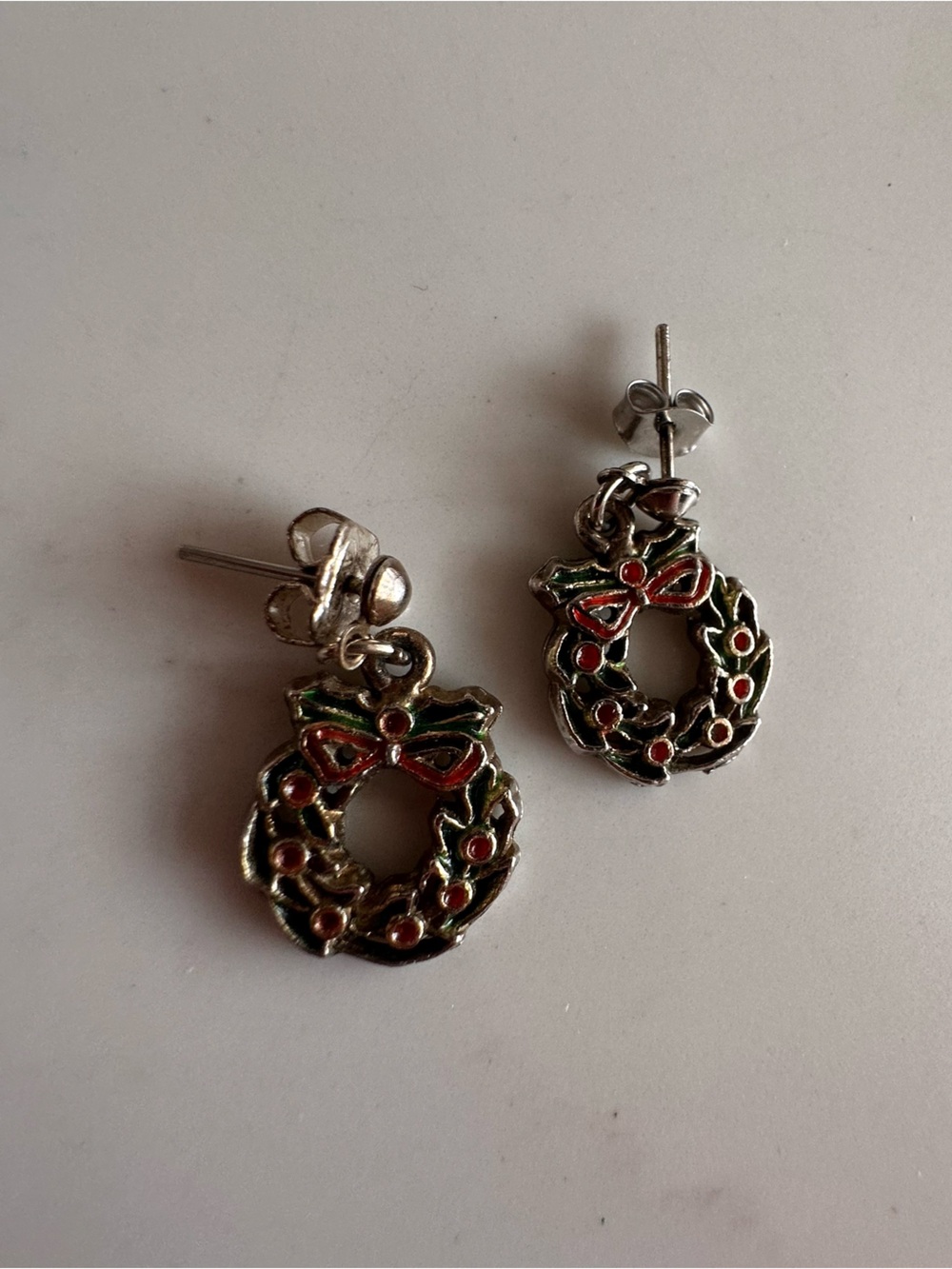 vintage Holiday Wreath  & Snowman Earrings - Red & Green